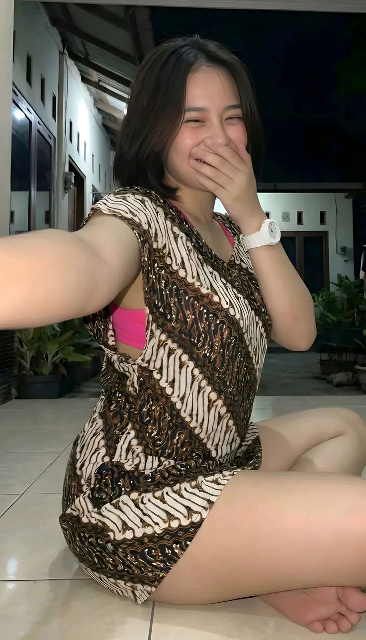 Viral Indonesia Tatapan Membara, Hasrat Tak Terbendung Janda Top Global