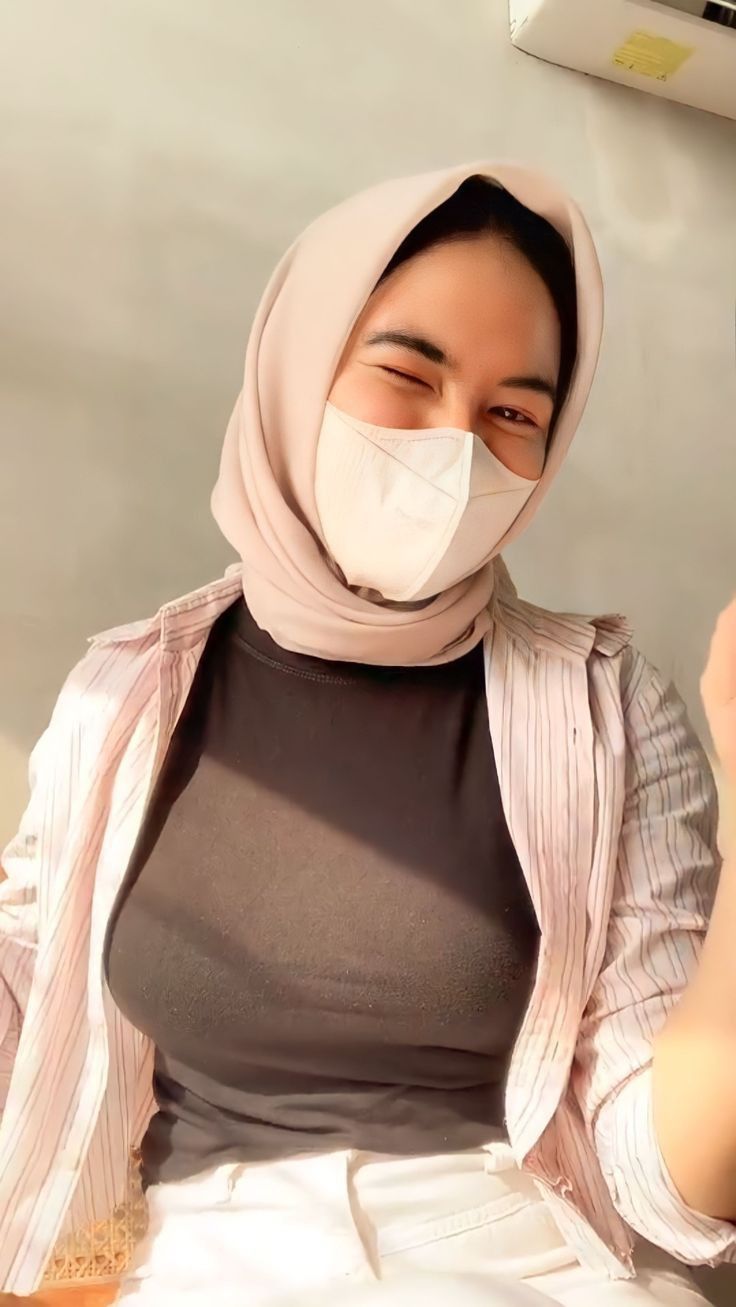 Indo Terbaru Hijab 2025 Malam Ini, Cinta Membara Tak Tertahan Streaming Video Indonesia